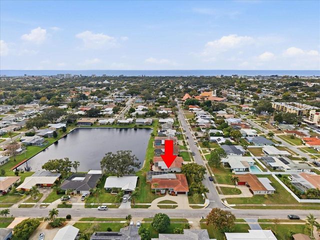 11176 HAMMOCK DRIVE, Largo, FL 33774