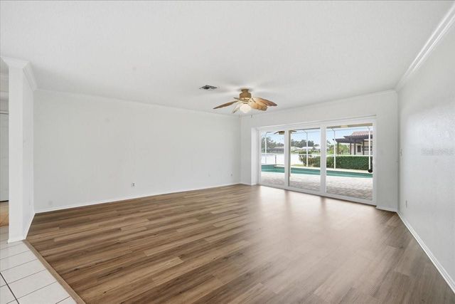 11176 HAMMOCK DRIVE, Largo, FL 33774