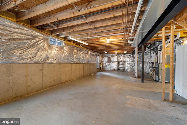 19028 SNOWBERRY CT, Leesburg, VA 20176