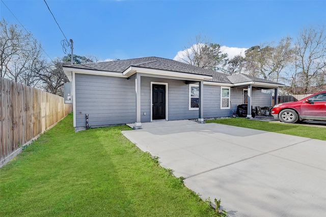 2418 Mann Street A, Houston, TX 77093