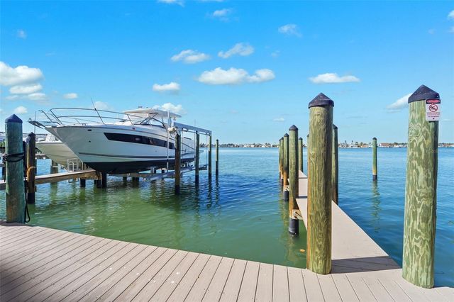 17735 GULF BOULEVARD 702, Redington Shores, FL 33708