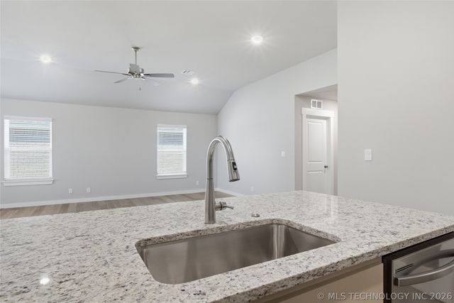 14631 E 39th Place S, Tulsa, OK 74134