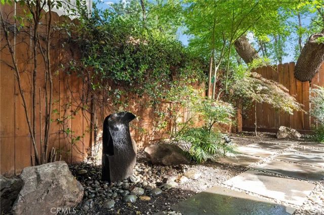 47 Jersey Brown, Chico, CA 95973