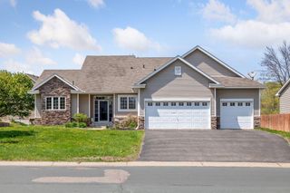 19281 Dunbury Avenue, Farmington, MN 55024