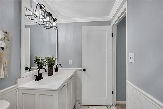 860 Waterbrook Court, Roswell, GA 30076