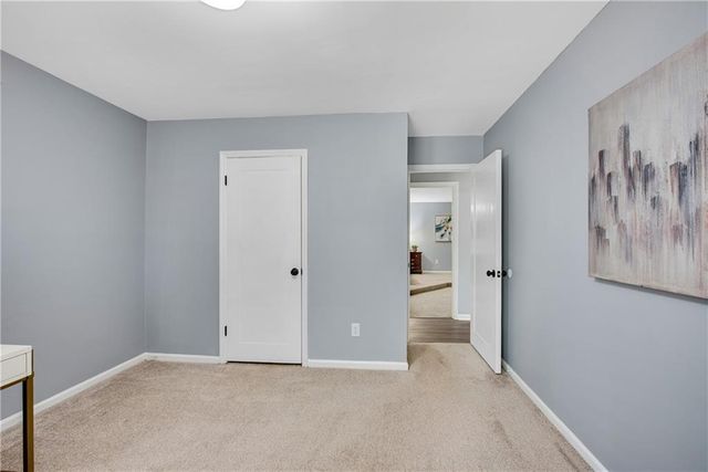 860 Waterbrook Court, Roswell, GA 30076