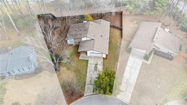 860 Waterbrook Court, Roswell, GA 30076
