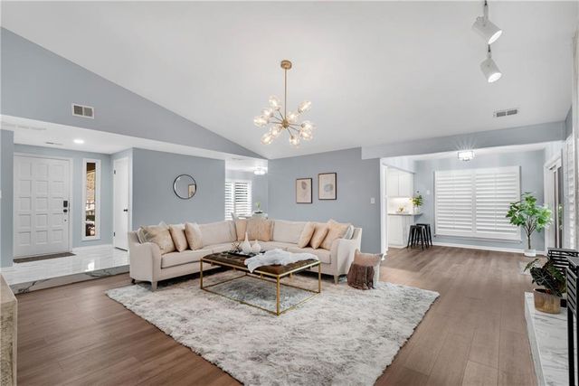 860 Waterbrook Court, Roswell, GA 30076