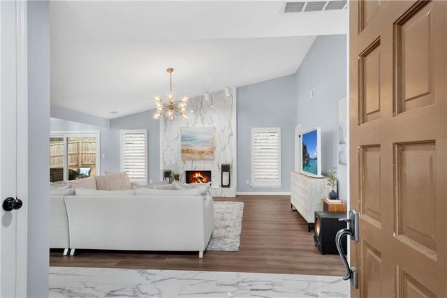 860 Waterbrook Court, Roswell, GA 30076