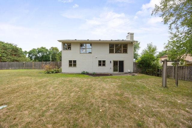 11510 57th Avenue N, Plymouth, MN 55442