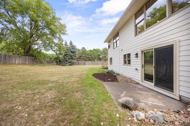 11510 57th Avenue N, Plymouth, MN 55442