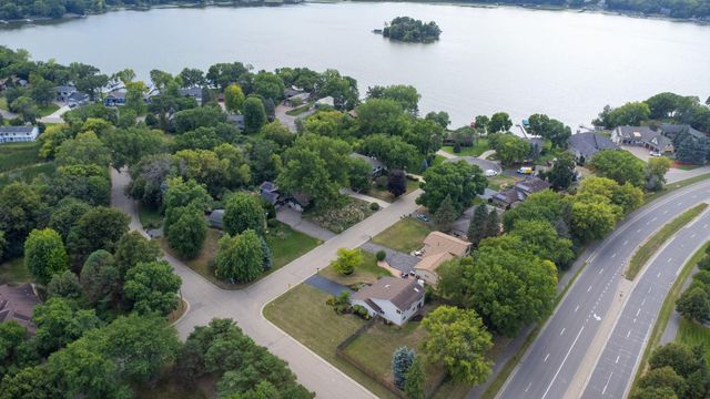 11510 57th Avenue N, Plymouth, MN 55442