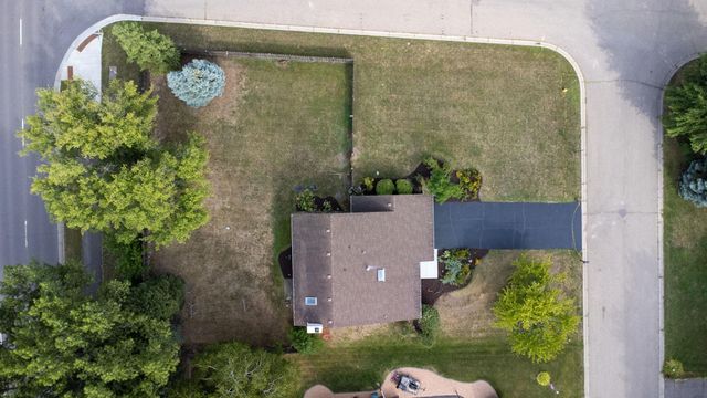11510 57th Avenue N, Plymouth, MN 55442