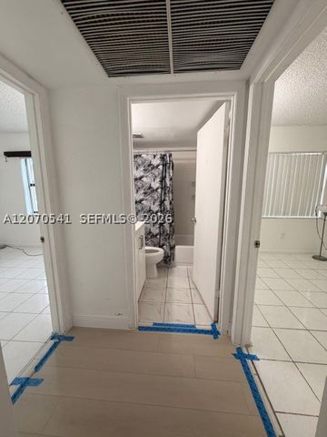 9704 Hammocks Blvd 104, Miami, FL 33196