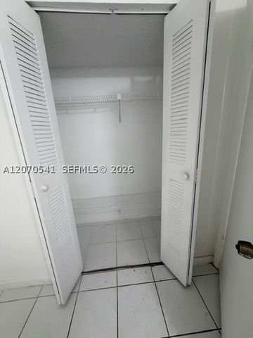 9704 Hammocks Blvd 104, Miami, FL 33196