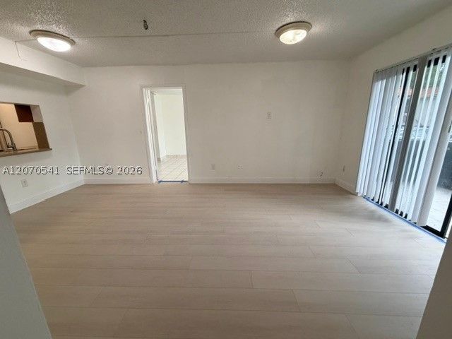 9704 Hammocks Blvd 104, Miami, FL 33196