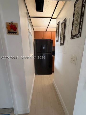 9704 Hammocks Blvd 104, Miami, FL 33196
