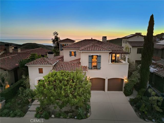 8 Star Catcher, Newport Coast, CA 92657