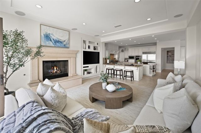 8 Star Catcher, Newport Coast, CA 92657