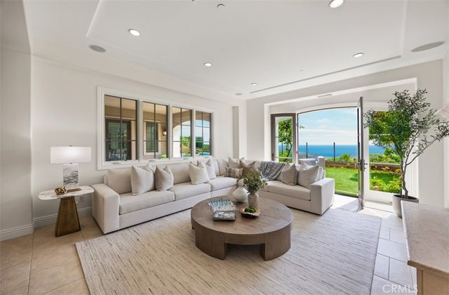 8 Star Catcher, Newport Coast, CA 92657