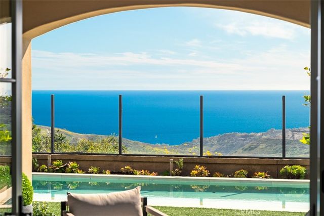 8 Star Catcher, Newport Coast, CA 92657