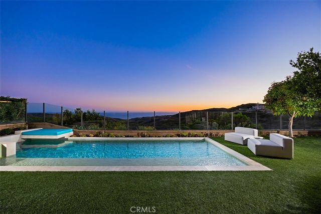 8 Star Catcher, Newport Coast, CA 92657