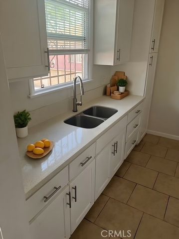 3311 W 78th, Los Angeles, CA 90043
