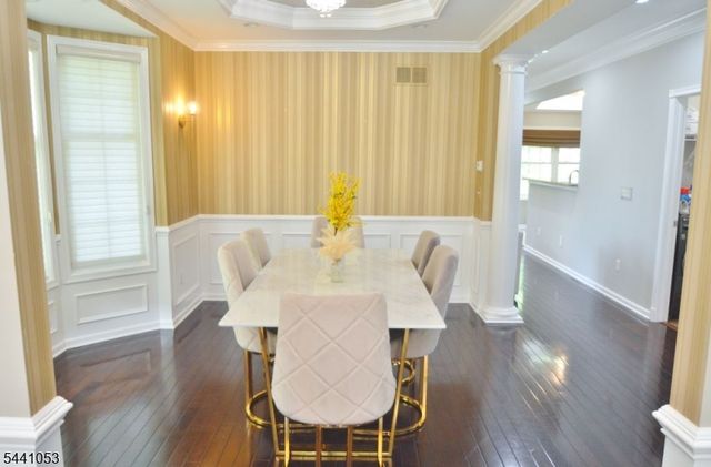 1 Greenwich Ct, Mount Olive Twp., NJ 07828