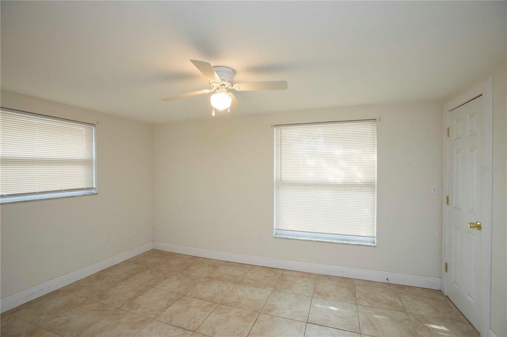 Image 17 of property listing at 11214 LINDEN LANE, Port Richey, FL 34668