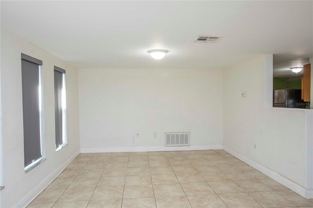 Image 6 of property listing at 11214 LINDEN LANE, Port Richey, FL 34668