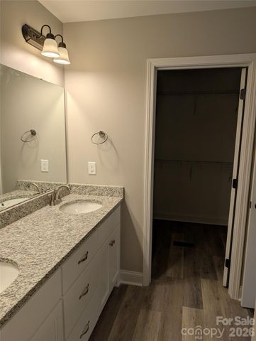 4178 Saltwood Drive, Hickory, NC 28602