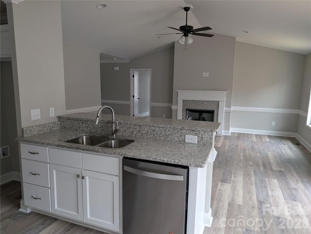 4178 Saltwood Drive, Hickory, NC 28602