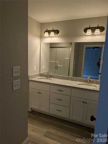 4178 Saltwood Drive, Hickory, NC 28602