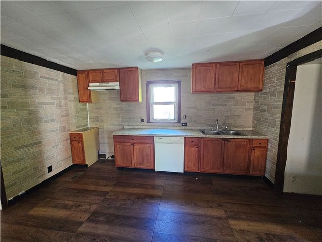 23 Forest Avenue, Oakfield, NY 14125