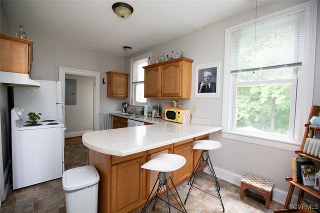 405 E 2nd St, Farmville, VA 23901