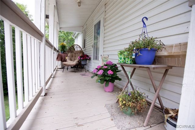 405 E 2nd St, Farmville, VA 23901