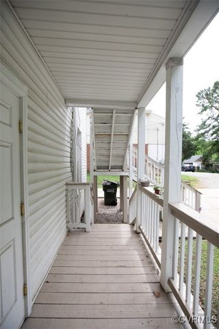 405 E 2nd St, Farmville, VA 23901