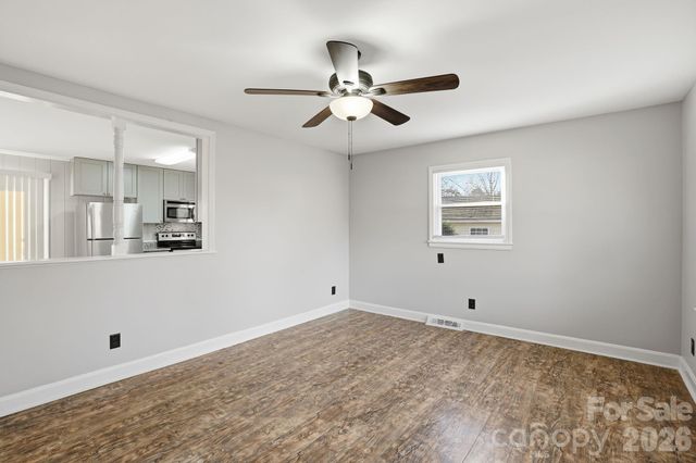 4821 Woodway Place, Charlotte, NC 28208