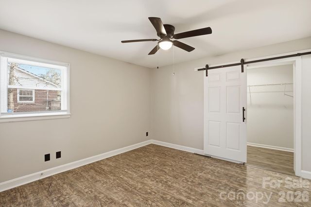 4821 Woodway Place, Charlotte, NC 28208