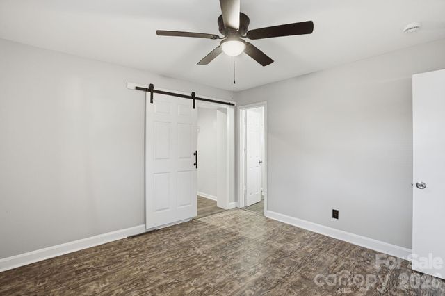 4821 Woodway Place, Charlotte, NC 28208