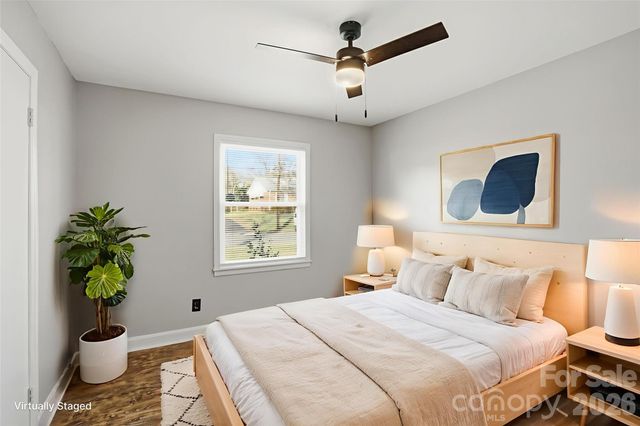 4821 Woodway Place, Charlotte, NC 28208