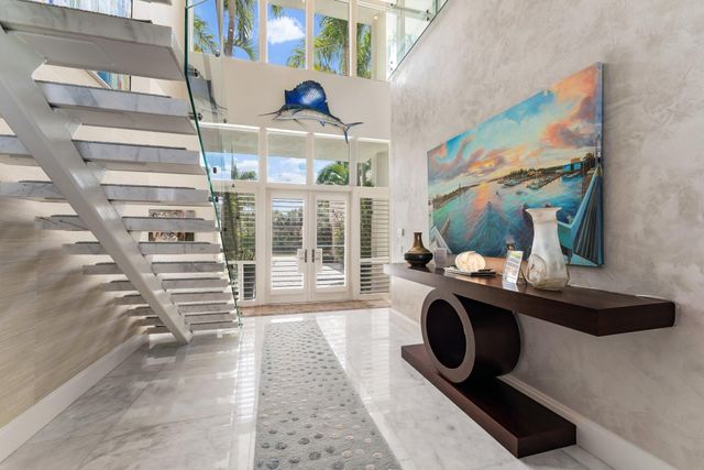 14646 Watermark Way, Palm Beach Gardens, FL 33410