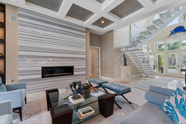 14646 Watermark Way, Palm Beach Gardens, FL 33410