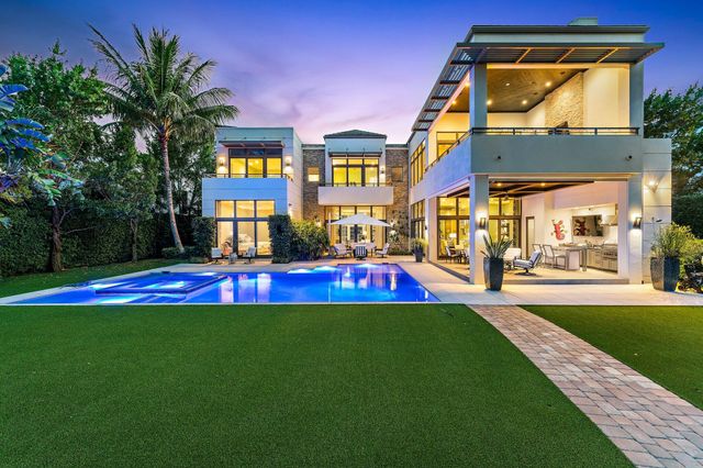 14646 Watermark Way, Palm Beach Gardens, FL 33410