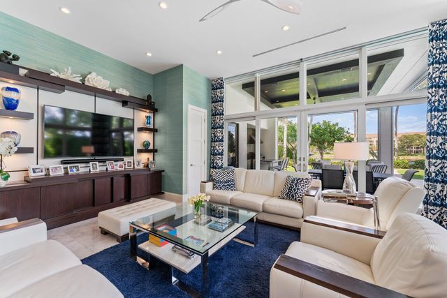 14646 Watermark Way, Palm Beach Gardens, FL 33410