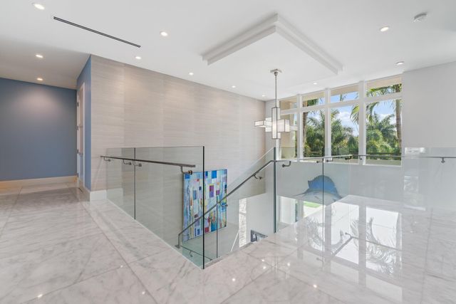 14646 Watermark Way, Palm Beach Gardens, FL 33410