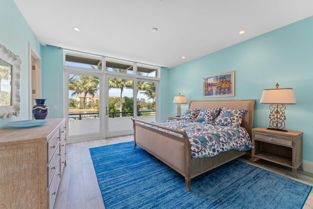 14646 Watermark Way, Palm Beach Gardens, FL 33410