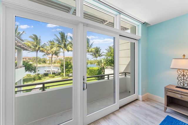 14646 Watermark Way, Palm Beach Gardens, FL 33410