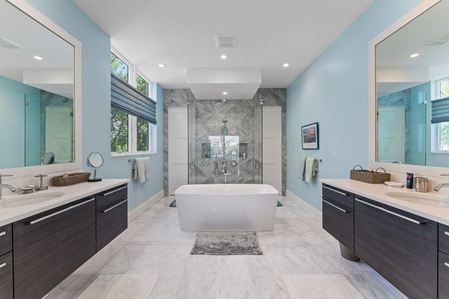 14646 Watermark Way, Palm Beach Gardens, FL 33410