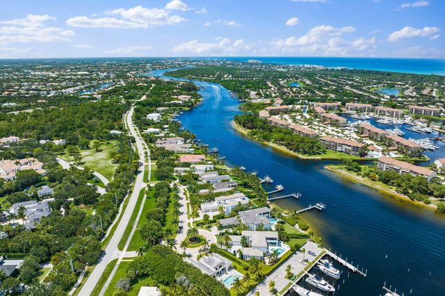 14646 Watermark Way, Palm Beach Gardens, FL 33410